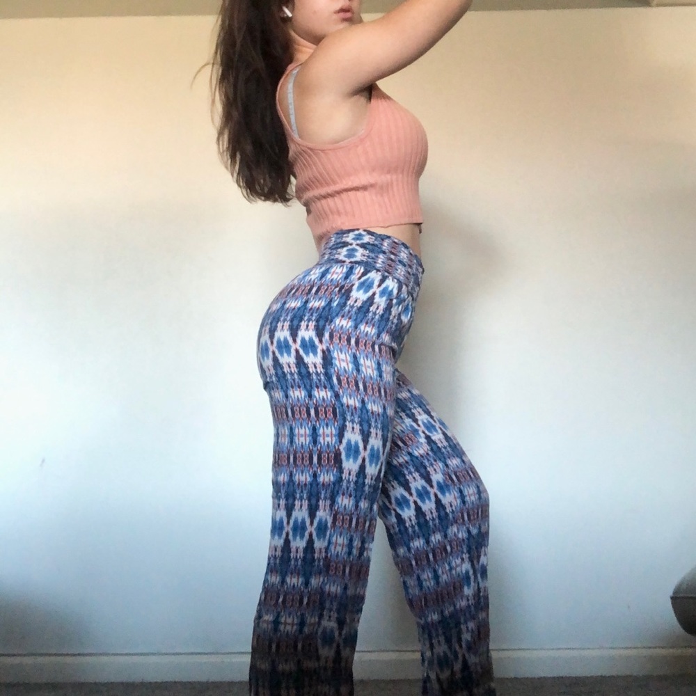 Matching set - Picture 2 of 3